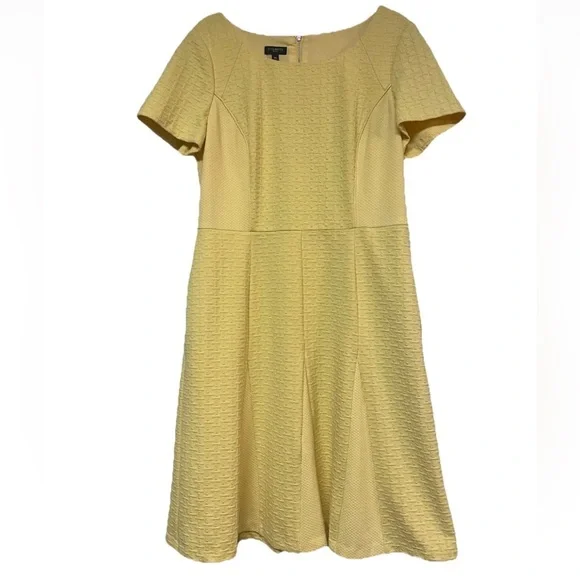 Talbots Petite 10P Yellow Short Sleeve Midi Dress - Quilted Retro Pleated Skirt - Picture 8 of 9